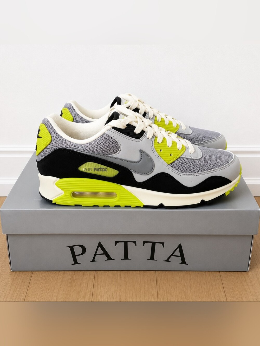 Patta Air Max 90 Grey/Neon Yellow